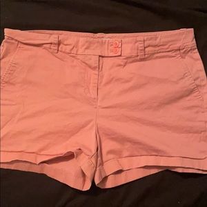 light pink vineyard vines shorts